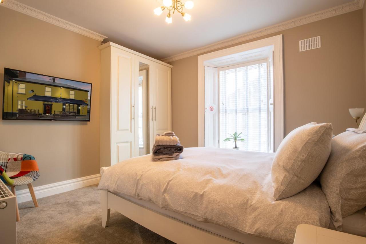 The Canalside B&B At The Auld Shebeen Bar Athy Esterno foto
